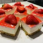 Frozen Strawberry Cheesecake Bars