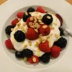 Berry Yogurt Parfait Dessert